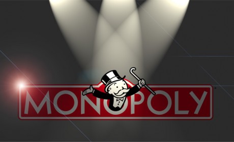 Monopoly steht im Licht der &ouml;ffentlichkeit. Die Markenbekanntheit des Spiels liegt in Europa im Schnitt bei &uuml;ber 80 Prozent – in den USA bei &uuml;ber 97 Prozent. Logo: Hasbro/Montage: Sebastian Wenzel