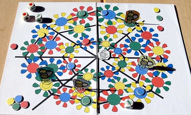 Das Spiel Bienchen Bande von Carsten Schauf. Foto: Hippodice Spieleclub e.V. Das Spiel Bienchen Bande von Carsten Schauf. Foto: Hippodice Spieleclub e.V.
